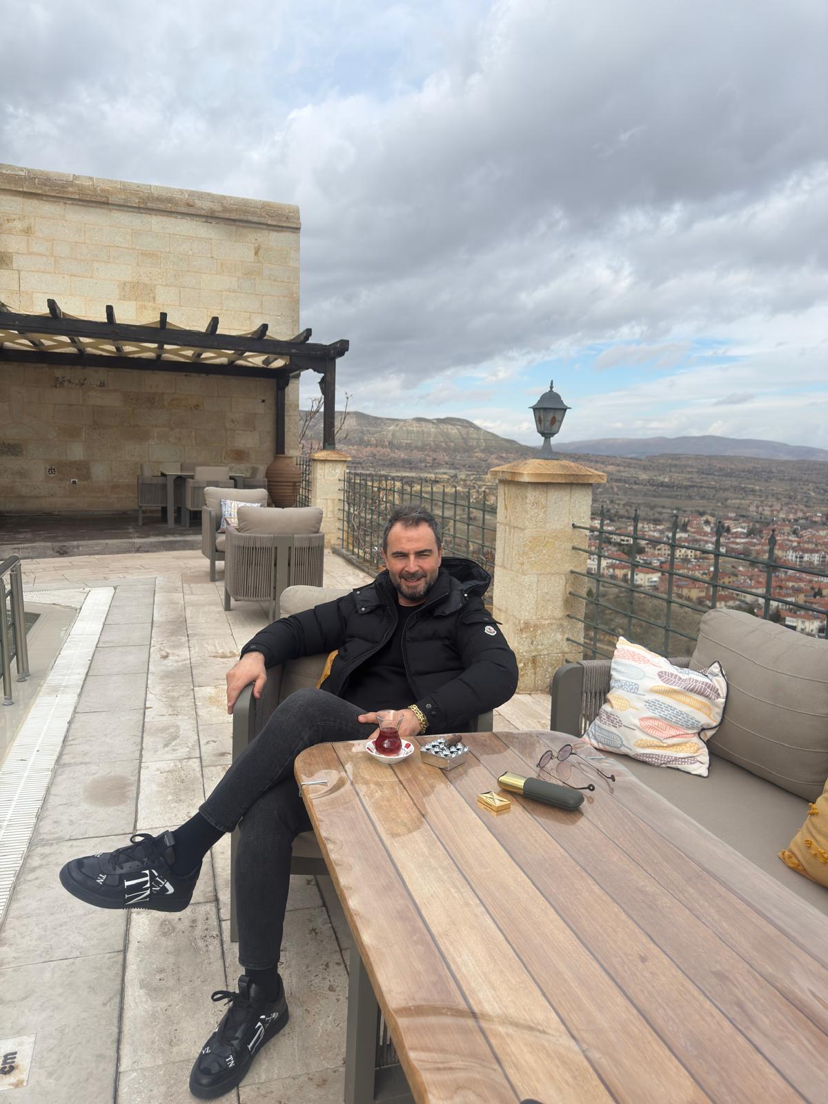 Asil Duruş & İfade